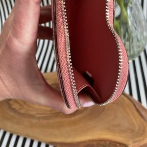Coach Accessories - COACH Coin purse Coach Accessories - COACH Coin purse